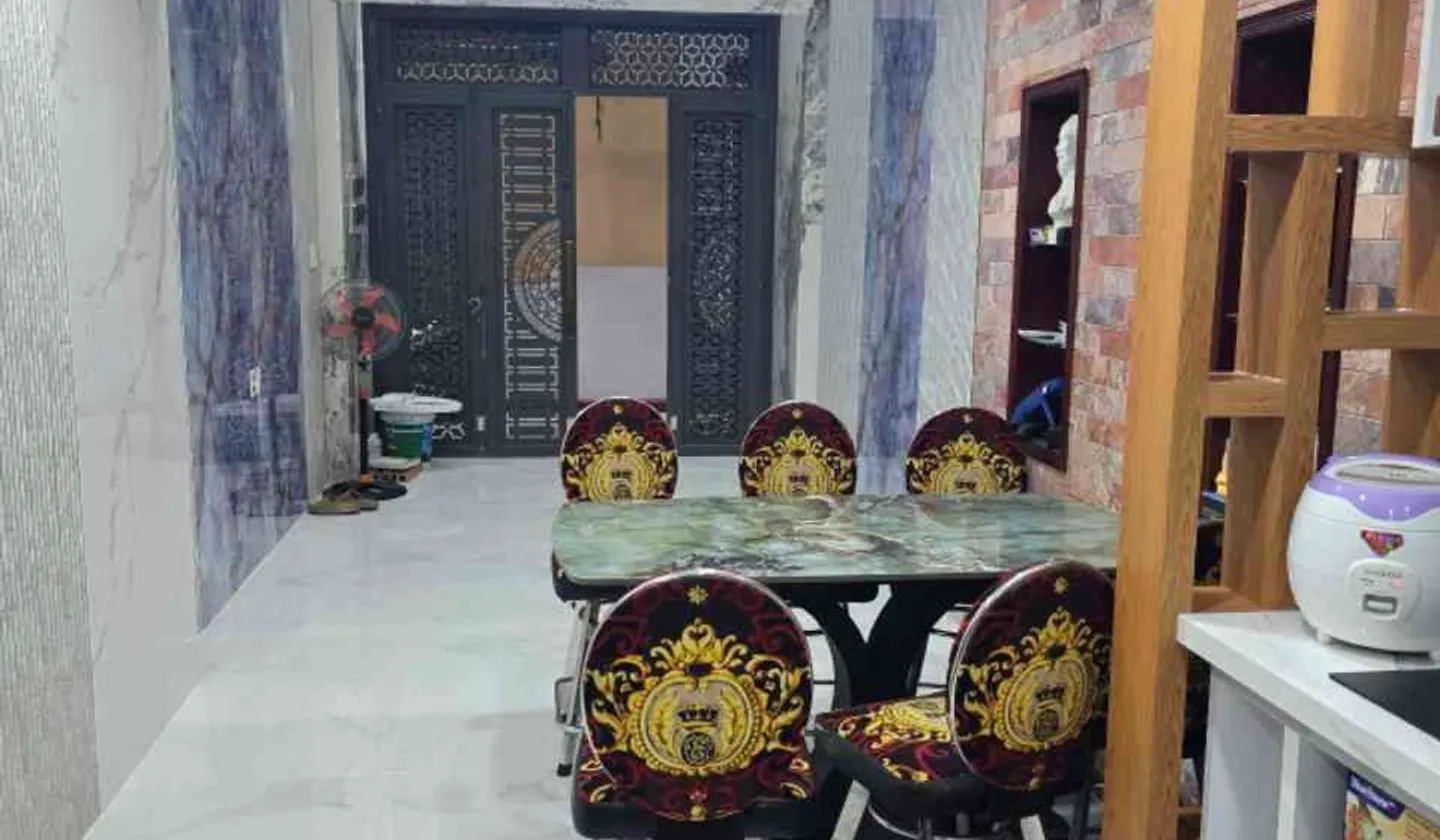 Cơ hội sở hữu nhà tuyệt đẹp Quận 10 giá tốt, 4 phòng ngủ, mới xây... Bán nhà riêng tại Vườn Lài, Hồ Chí Minh 01