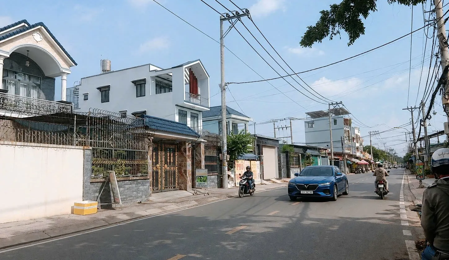 Nhà mặt phố Dương Công Khi giá mềm, tiện kinh doanh ngay trung tâm... Bán nhà mặt phố tại Xuân Thới Sơn, Hồ Chí Minh 01