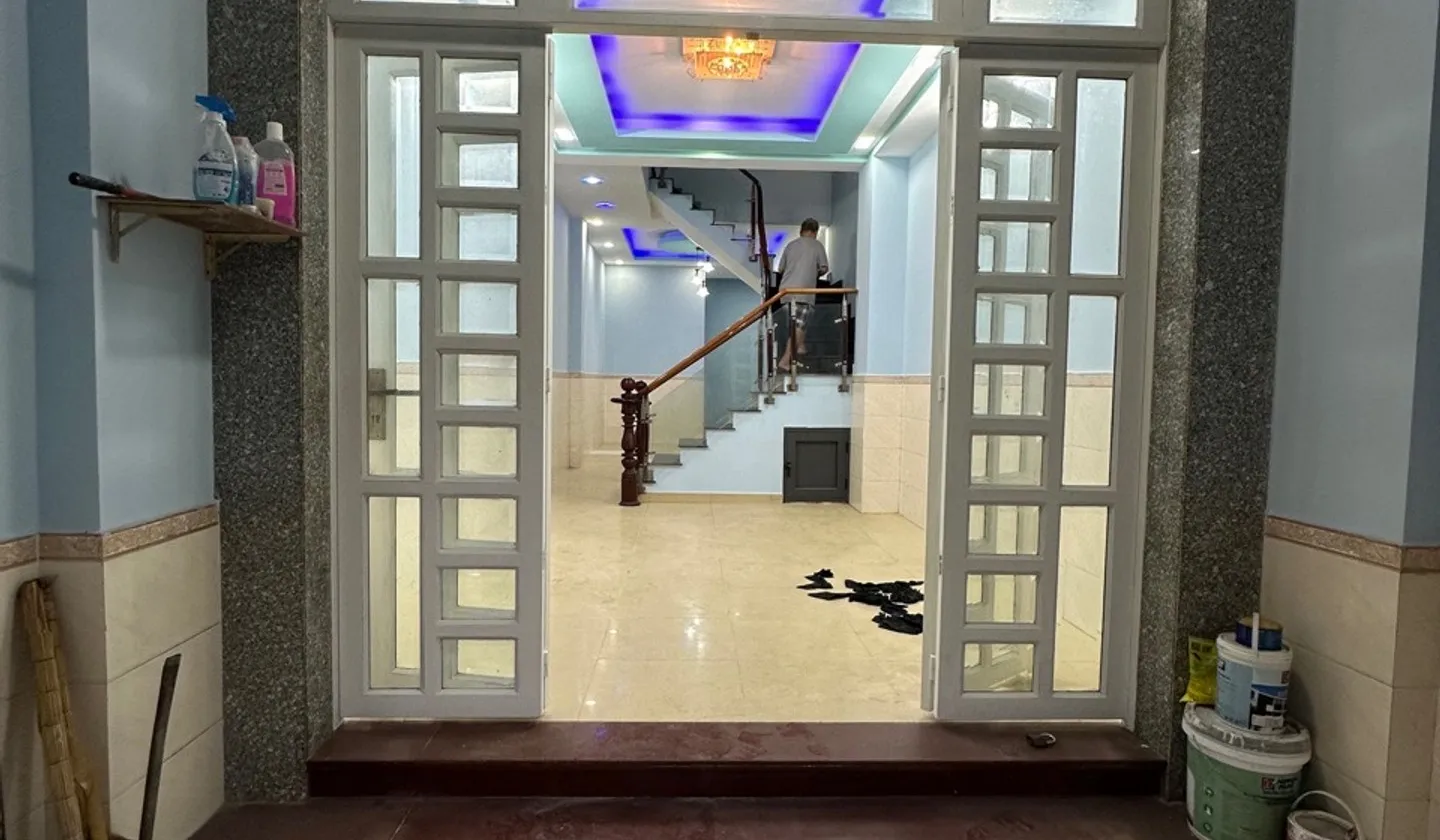 Bình Tân nhà 4 tầng hẻm xe hơi nhỉnh 5ty... Bán nhà riêng tại Tân Tạo, Hồ Chí Minh 01