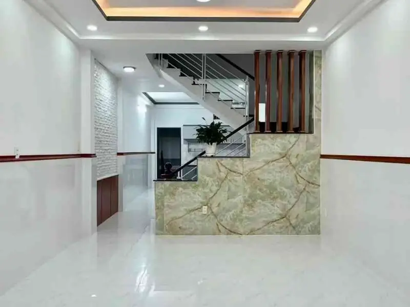 Cơ hội sở hữu nhà 3 tầng giá tốt khu liên khu 4-5, tiện giao thông... Bán nhà riêng tại Bình Tân, Hồ Chí Minh 01