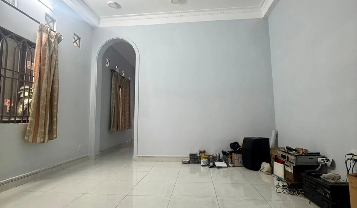 Bán nhà riêng 3 tầng Phạm Văn Hai Tân Bình, 7 phòng ngủ, căn góc hẻm thông thoáng... Bán nhà riêng tại Tân Sơn Hòa, Hồ Chí Minh 01