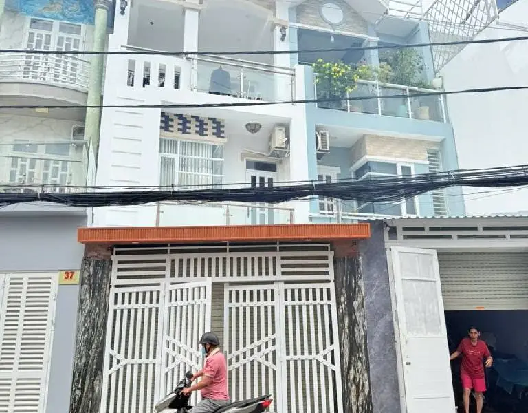 Bán nhà mặt phố Huỳnh Thị Đồng, Trung tâm Nhà Bè, 3 tầng, mặt tiền 4.6m, diện tích 62m2... Bán nhà mặt phố tại Nhà Bè, Hồ Chí Minh 01