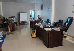 Nhà mặt tiền đẳng cấp với thang máy và gara ô tô tại khu vực sầm uất... Bán nhà riêng tại Thới An, Hồ Chí Minh 14