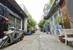 HÀNG HIẾM - NHÀ 2 TẦNG LÊ VĂN QUỚI- 4x10M 2PN HẺM XE HƠI 4M 👉 3,X TỶ
Sổ đẹp vuông vức, không lộ gi... Bán nhà riêng tại Bình Trị Đông, Hồ Chí Minh 01