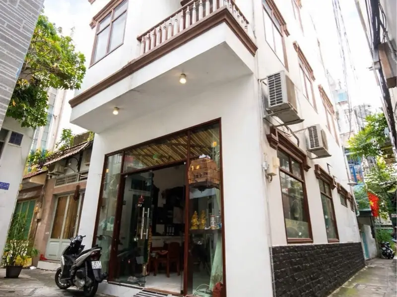 Cơ hội sở hữu nhà riêng 3 tầng, ô tô đỗ cửa tại Quận 7 với giá không thể tốt hơn... Bán nhà riêng tại Tân Thuận, Hồ Chí Minh 01