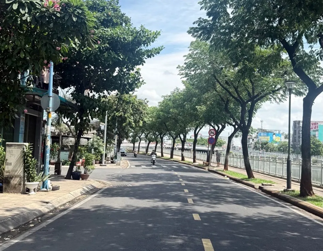 Bán nhà mặt tiền rộng 6m, 4 tầng tại Bình Tiên, TPHCM... Bán nhà mặt phố tại Bình Tiên, Hồ Chí Minh 01