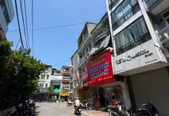 SIÊU PHẨM MẶT NGÕ NÚI TRÚC – BA ĐÌNH | DÒNG TIỀN SẴN – VỪA Ở VỪA KINH DOANH
CHỈ 12 TỶ HƠN... Bán nhà riêng tại Giảng Võ, Hà Nội 01