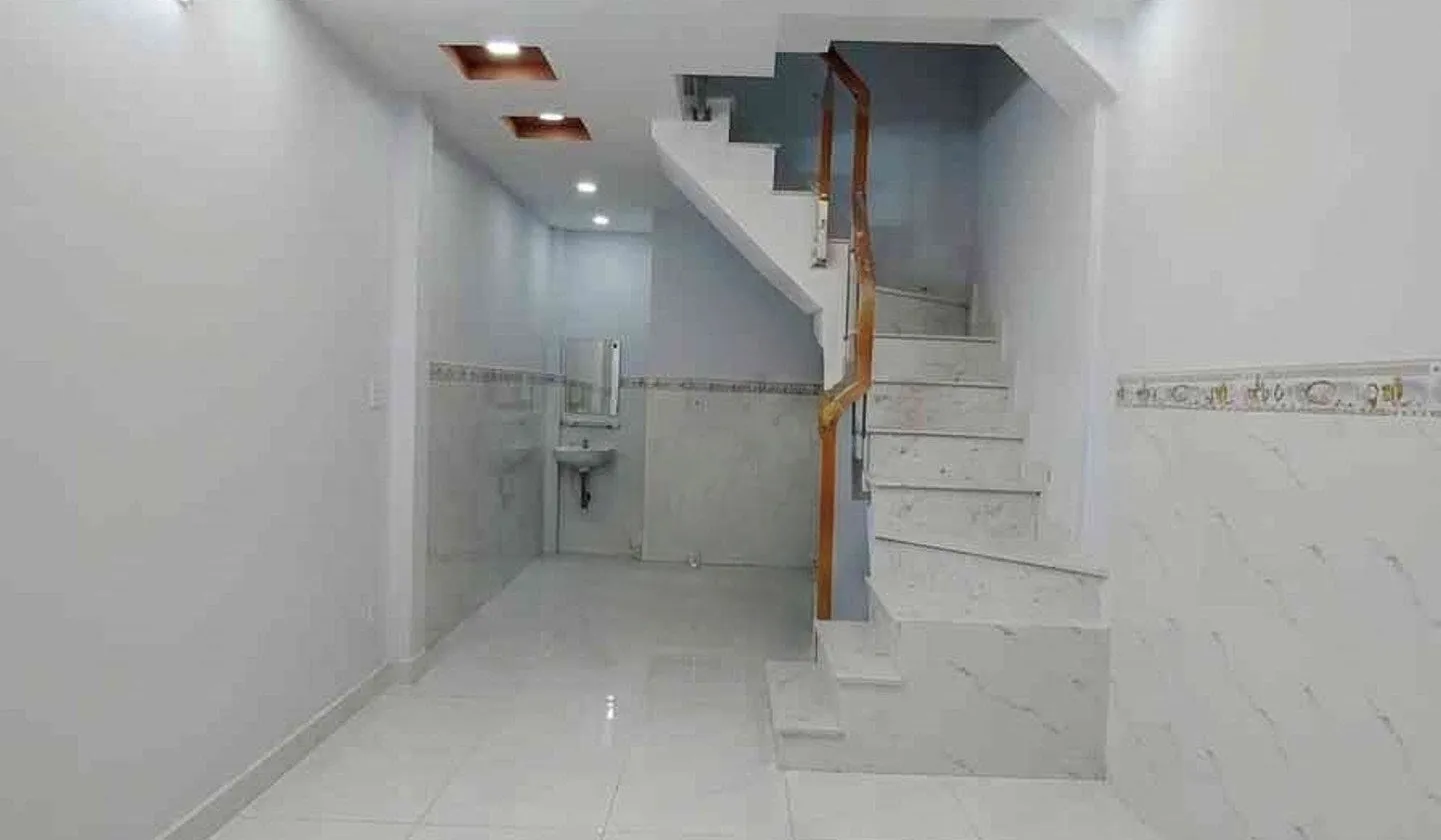 Nhà Tân Bình – Ni Sư Huỳnh Liên, 2 tầng ở ngay - KD, ngang 3m - dài 8m - hơn 3 tỷ.... Bán nhà riêng tại Bảy Hiền, Hồ Chí Minh 01