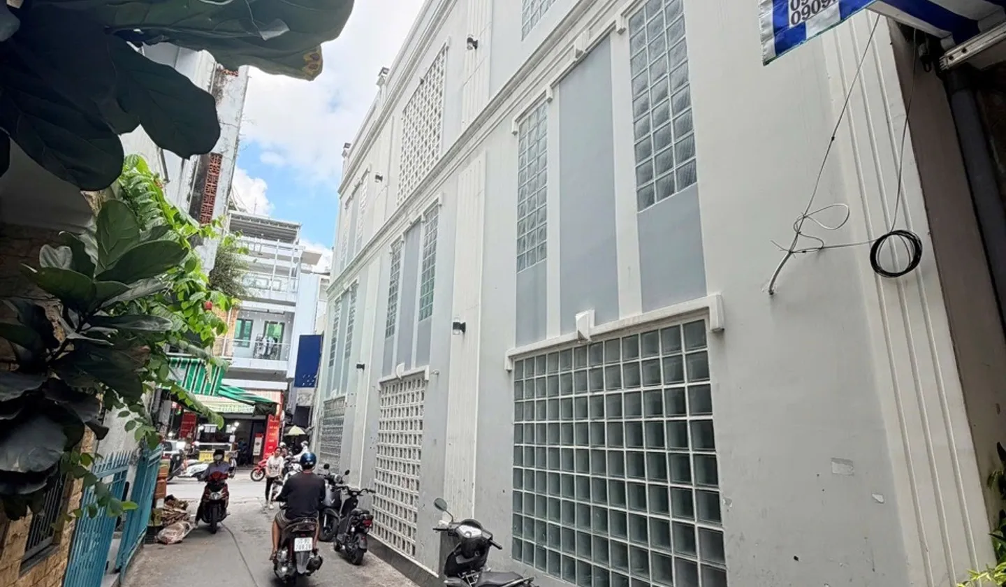 Bán nhà mặt phố 4 tầng diện tích 71m2 mặt tiền rộng 4.1m tại quận Tân Sơn Nhất... Bán nhà mặt phố tại Tân Sơn Nhất, Hồ Chí Minh 01