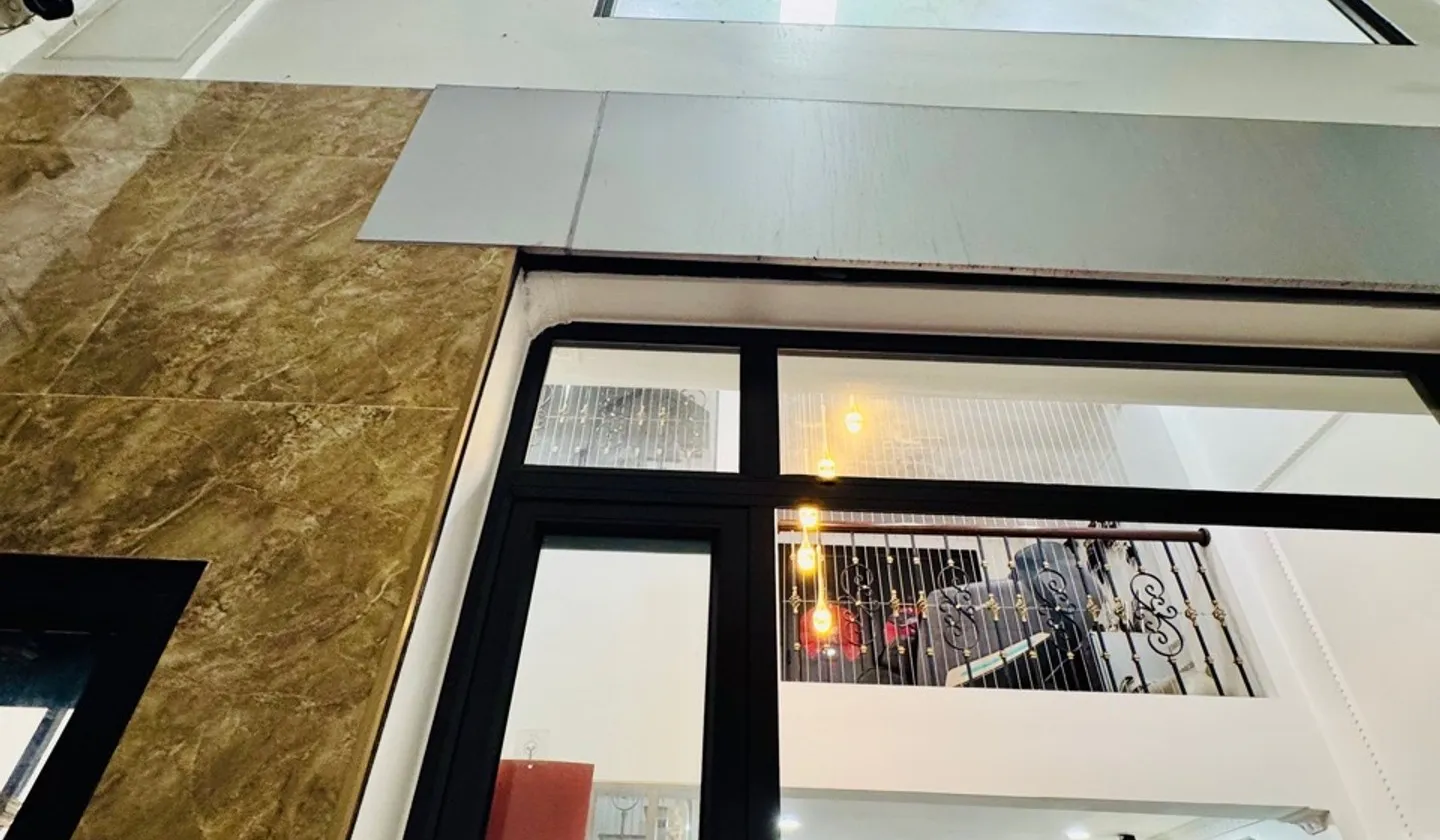 Nhà TT Đống Đa 6 TẦNG – 6 NGỦ - ĐẸP NHƯ MỚI - NGÕ NÔNG – Ô TÔ VF3 ĐỖ GẦN CỬA... Bán nhà riêng tại Đống Đa, Hà Nội 01