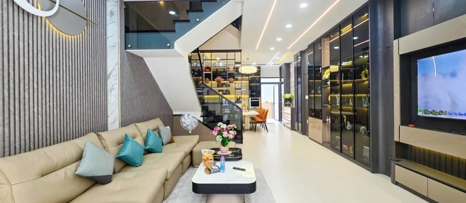 🔥 ( QUẬN 7 ) NHÀ MẶT TIỀN PHẠM HỮU LẦU – NGANG 5M... Bán nhà mặt phố tại Tân Mỹ, Hồ Chí Minh 01
