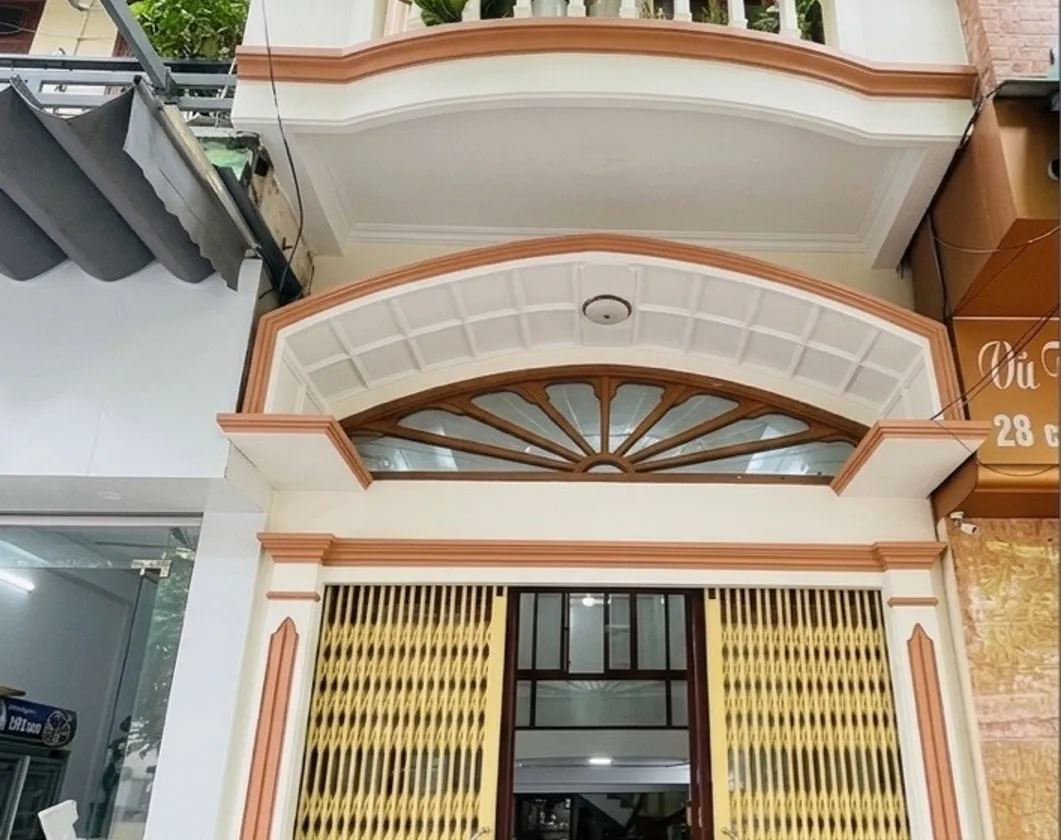 Nhà phố sang trọng tại trung tâm Chợ Hàng với kiến trúc đẳng cấp và không gian rộng mở... Bán nhà mặt phố tại Lê Chân, Hải Phòng 01