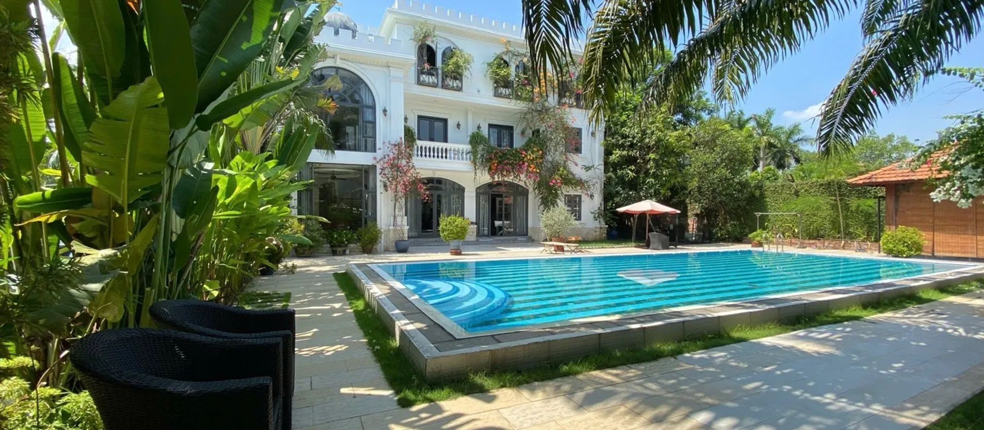 Biệt thự mặt tiền rộng 40m giữa lòng TP.HCM - Cơ hội để sở hữu không gian đẳng cấp... Bán nhà mặt phố tại Đông Thạnh, Hồ Chí Minh 01