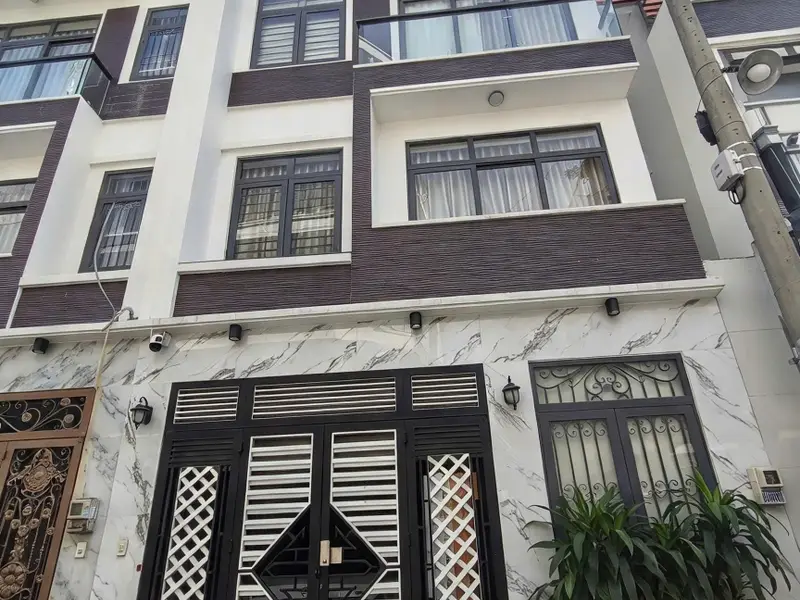 Nhà đẹp ở ngay, hương lộ 2- quận Bình Tân. 57 m2, 4 tầng, 4 phòng ngũ, 5 Wc, sân thượng, hẻm xe hơi... Bán nhà riêng tại Bình Trị Đông, Hồ Chí Minh 01