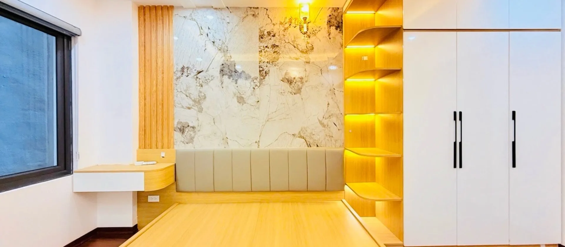 6,95 tỷ,Cơ Hội Vàng Sở Hữu Nhà 5 Tầng Full Nội Thất Tại Nam Dư... Bán nhà riêng tại Vĩnh Hưng, Hà Nội 01