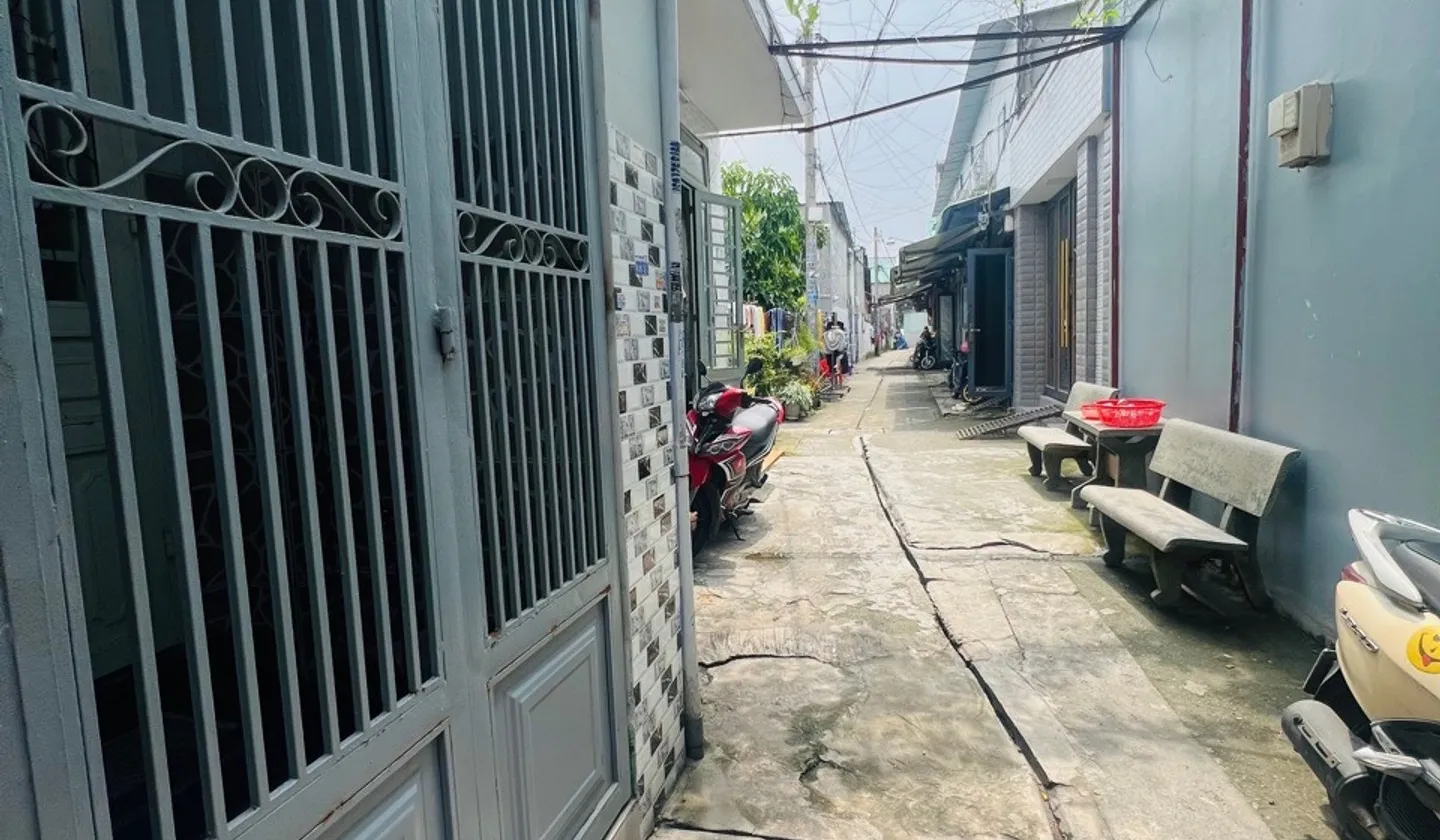 NHÀ ĐẸP QUẬN 12, HIỆP THÀNH 45 (HẺM 25 LÊ VĂN KHƯƠNG), 2 TẦNG, 2PN 2WC, NHỈNH 2 TỶ... Bán nhà riêng tại Tân Thới Hiệp, Hồ Chí Minh 01