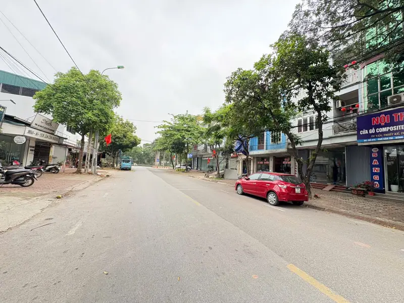 🌺MẶT PHỐ KINH DOANH SẦM UẤT NGÀY ĐÊM - CÁCH QUỐC LỘ 3 CHỈ 400M 🌺
TT Đông Anh, Đông Anh, Hà Nội... Bán nhà mặt phố tại Đông Anh, Hà Nội 01