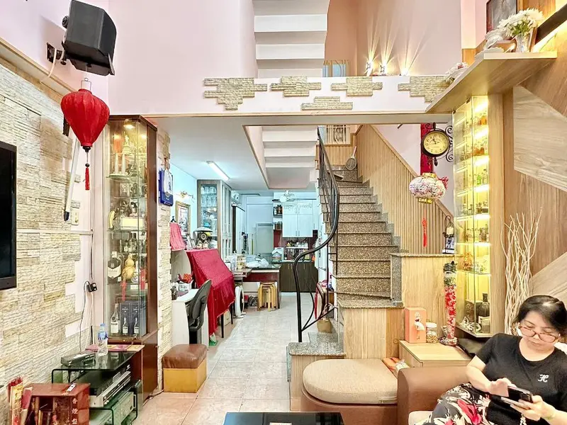 Bán nhà 5 tầng 5PN 6WC hướng nam tại Phú Nhuận giá 10.9 tỷ... Bán nhà riêng tại Phú Nhuận, Hồ Chí Minh 01