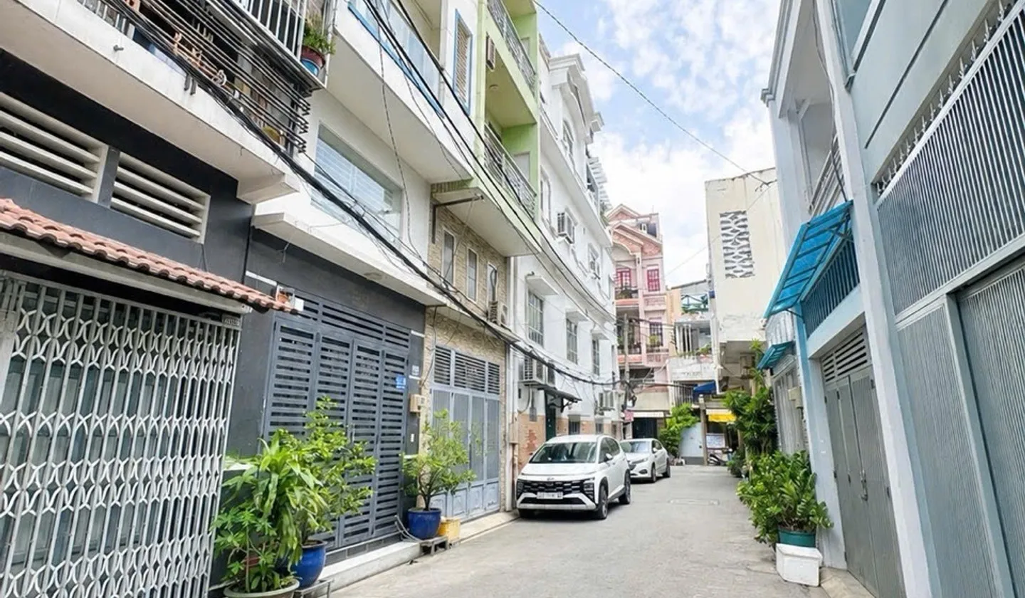 💥 Giá siêu rẻ_ gấp bán_Nhà đẹp _ Đường 7M xe tải thông, 75 M2 X 2 Tầng. ngay Hoàng Sa,... Bán nhà riêng tại Tân Sơn Nhất, Hồ Chí Minh 01