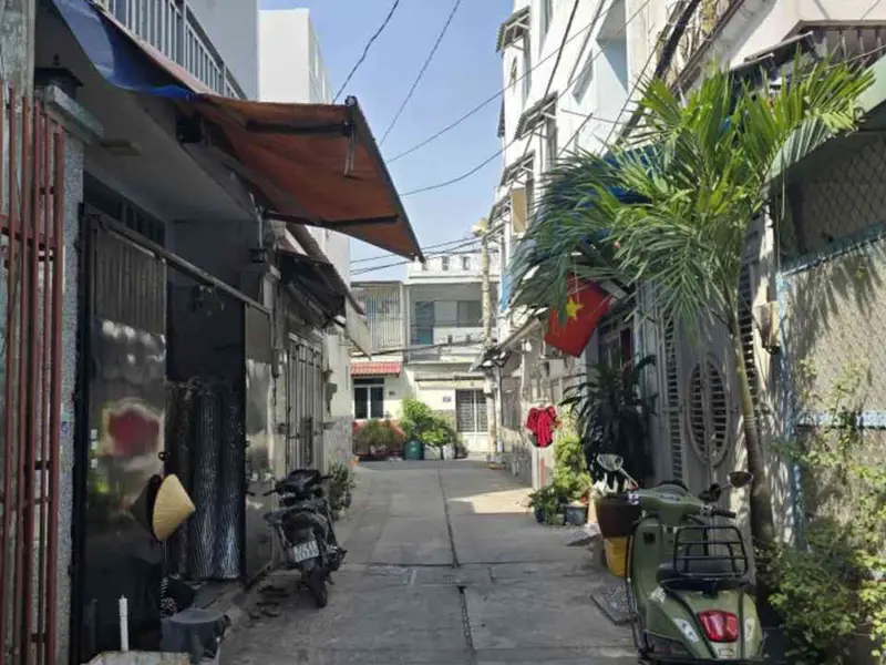 Bán nhà mặt tiền Bình Tân, 2 phòng ngủ, 2 tầng, xe hơi vào nhà... Bán nhà mặt phố tại Bình Hưng Hòa, Hồ Chí Minh 01