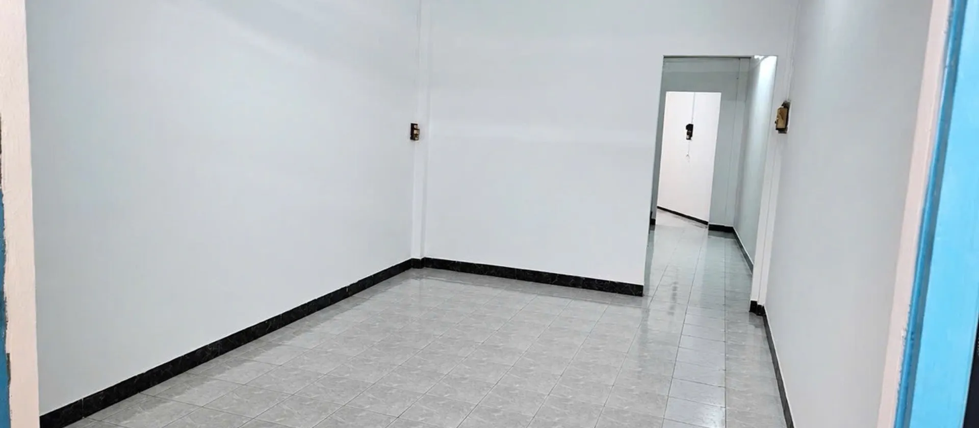 Nhà 2 Tầng Hẻm Thẳng Trung Tâm Quận 10 - Có Nội Thất Cho Thuê... Bán nhà riêng tại Hòa Hưng, Hồ Chí Minh 01