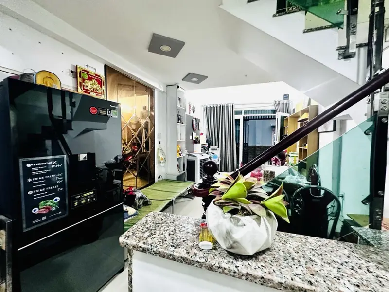 Cơ hội sở hữu nhà 3 tầng hướng Nam tại Tân Bình với thiết kế tối ưu và giá tốt... Bán nhà riêng tại Tân Sơn Hòa, Hồ Chí Minh 01
