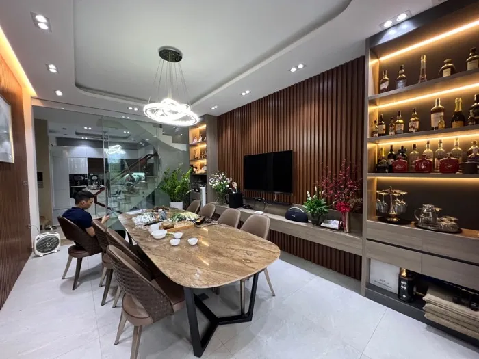 BÁN NHÀ GẦN PHỐ THÁI HÀ- LÔ GÓC- 2 MẶT TIỀN- KINH DOANH CỰC ĐỈNH... Bán partner tại Kim Liên, Hà Nội 01