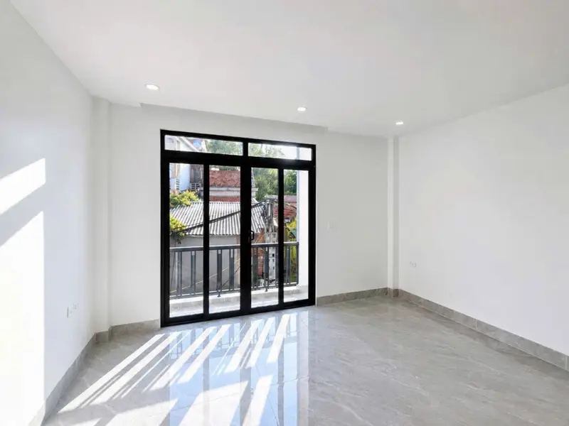 Nhỉnh 2 tỷ, Bán nhà 3 tầng 3 phòng ngủ tại phường Hà Lầm, Quảng Ninh... Bán nhà riêng tại Hà Lầm, Quảng Ninh 01