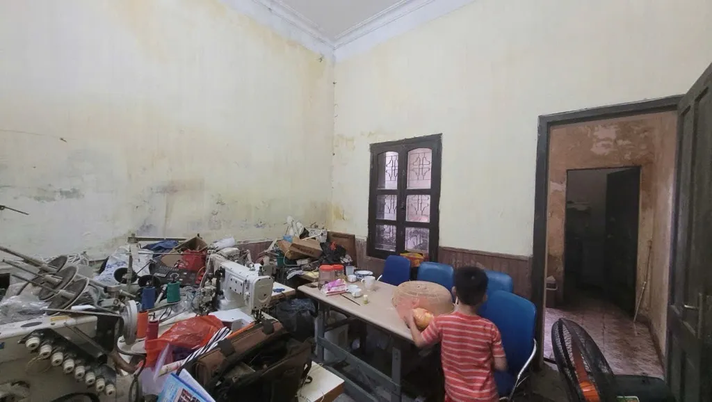 Bán nhà mặt phố 3 tầng, lô góc, mặt đường rộng, vị trí vàng tại quận Long Biên... Bán nhà mặt phố tại Gia Lâm, Hà Nội 01