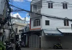 ✅ Công năng: 4 phòng ngủ, 3WC, khách, bếp, ban công, có phần sân để xe trước nhà có thể kinh doanh... Bán nhà riêng tại Bình Tiên, Hồ Chí Minh 03