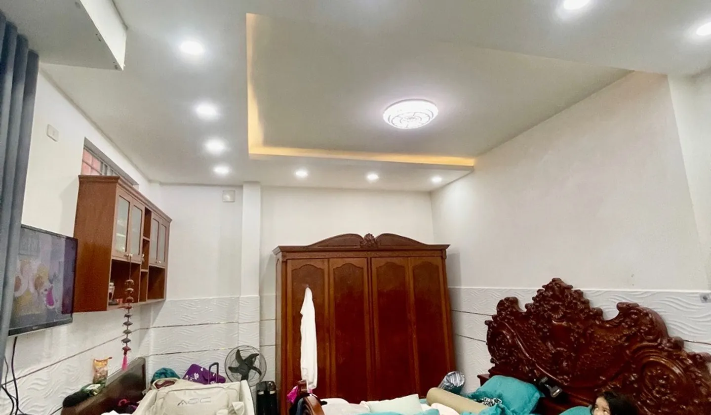 Bán nhà 4 tầng 61m2 hẻm Lạc Long Quân, 7 phòng ngủ, giá 11 tỷ... Bán nhà riêng tại Bảy Hiền, Hồ Chí Minh 01