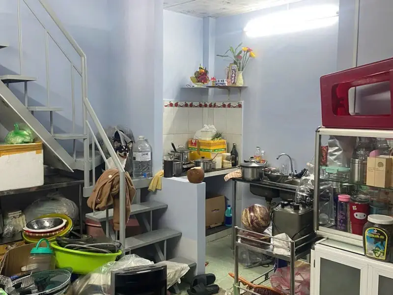 Bán nhà mặt phố 2 tầng, mặt tiền 4.5m tại trung tâm Quận 10... Bán nhà mặt phố tại Diên Hồng, Hồ Chí Minh 01