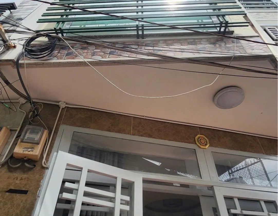 Nhà 4 tầng 6 phòng ngủ tại Phường Phú Nhuận, phù hợp gia đình đông người... Bán nhà riêng tại Phú Nhuận, Hồ Chí Minh 01