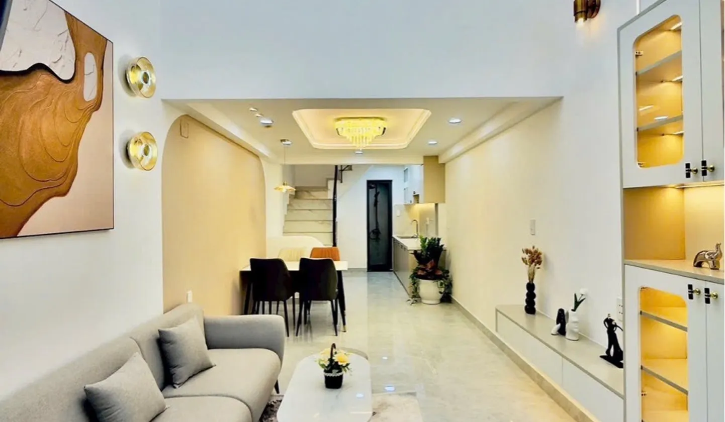 Bán nhà 4 tầng hẻm xe hơi Nguyễn Kiệm giá 5.95 tỷ... Bán nhà riêng tại Đức Nhuận, Hồ Chí Minh 01