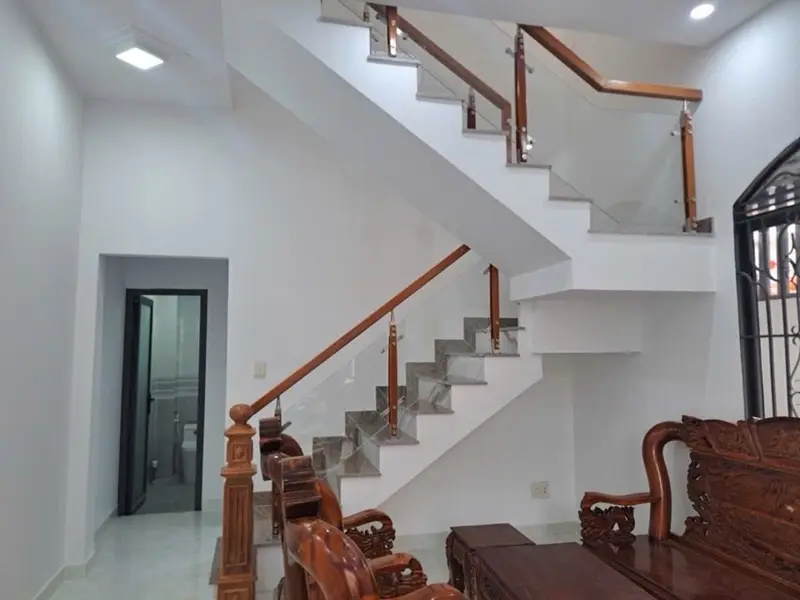 Bán nhà 2 tầng 5PN gần Phan Văn Hớn, hẻm ô tô... Bán nhà riêng tại Đông Hưng Thuận, Hồ Chí Minh 01