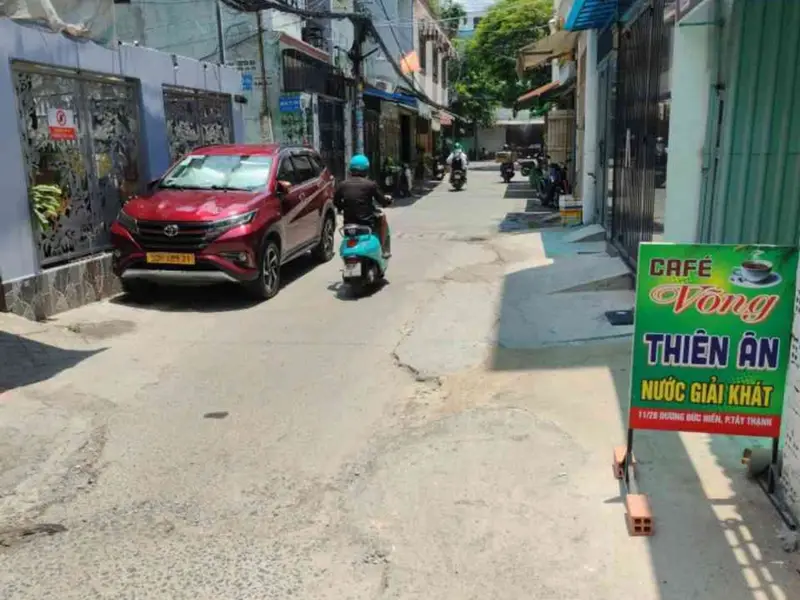 Bán Chdv 4 tầng phố Tây Thạnh, 24 phòng dịch vụ có mặt bằng kinh doanh, 5.4x36m.... Bán nhà riêng tại Tây Thạnh, Hồ Chí Minh 01