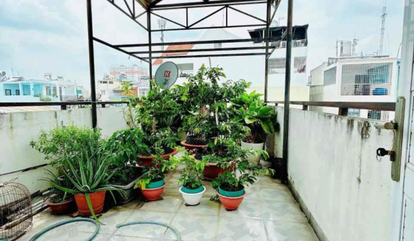 Bán nhà riêng 4 tầng, 3 phòng ngủ, phường 5, quận 8, hướng Đông Nam, sổ hồng riêng... Bán nhà riêng tại Bình Đông, Hồ Chí Minh 01