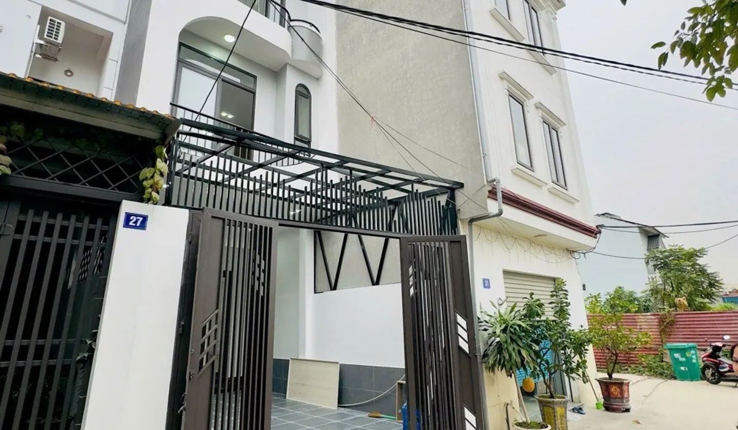Nhà riêng 4 tầng thiết kế lệch tầng thoáng đẹp, gara ô tô, ngõ rộng ô tô tải đỗ cửa... Bán nhà riêng tại An Dương, Hải Phòng 01