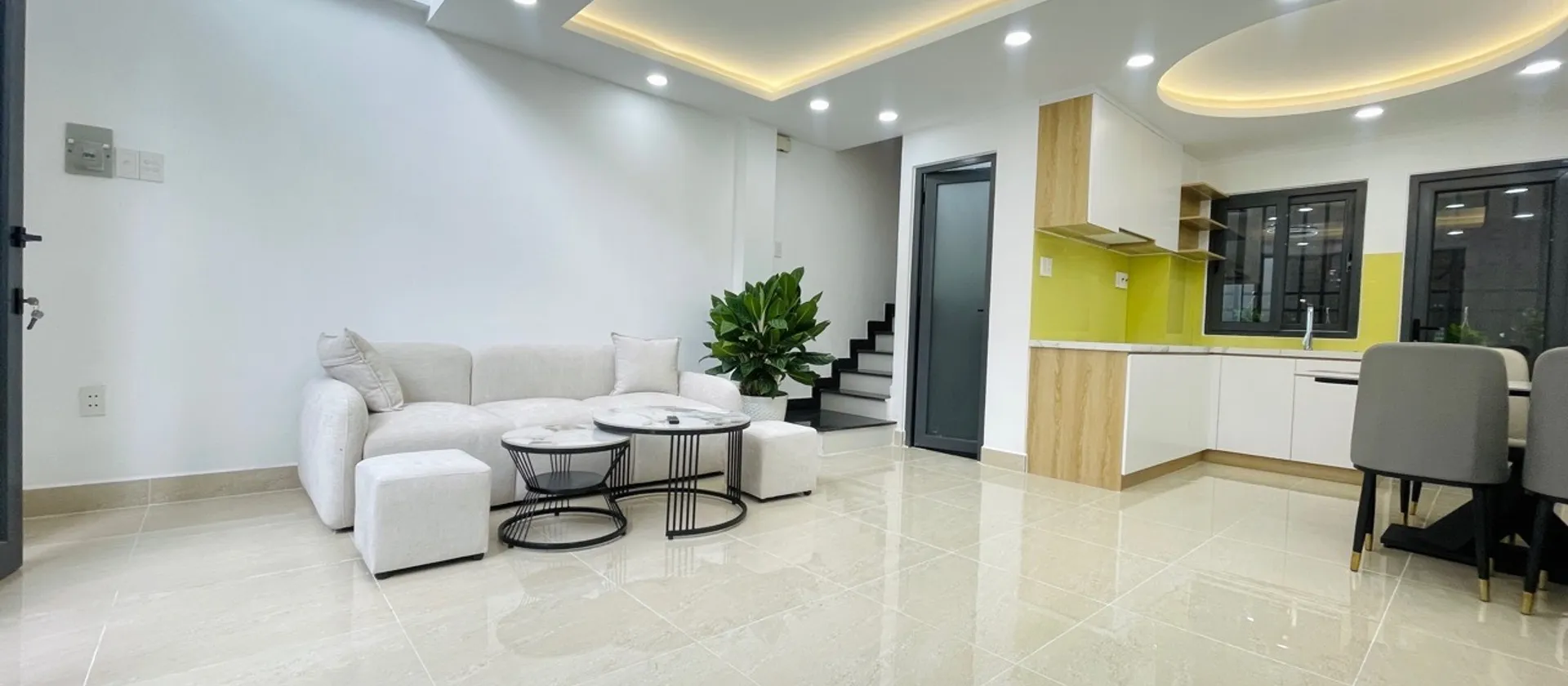 Bán nhà riêng 4 tầng 4 phòng ngủ tại phường An Hội Đông, Hồ Chí Minh, mặt tiền rộng 4.5m... Bán nhà riêng tại An Hội Đông, Hồ Chí Minh 01
