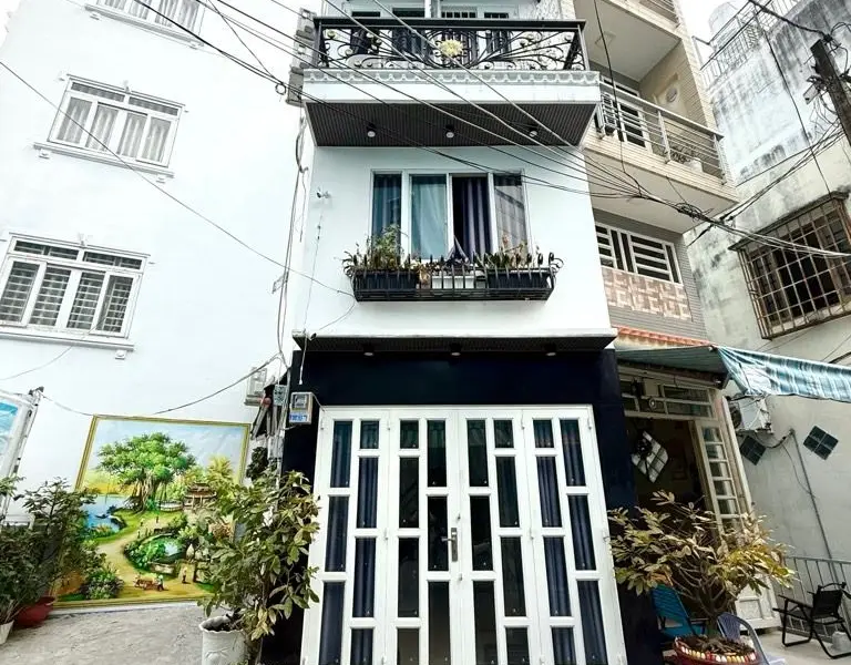 Nhà mặt phố 3 tầng kiên cố, 2 phòng ngủ, thuận tiện kinh doanh tại Phú Nhuận... Bán nhà mặt phố tại Đức Nhuận, Hồ Chí Minh 01