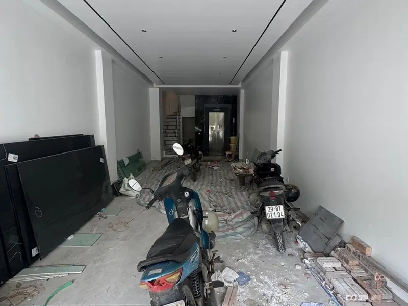 Nhà 8 tầng thang máy, gara ô tô, gần chợ Ngọc Thụy... Bán nhà mặt phố tại Bồ Đề, Hà Nội 01