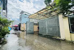 Nhà cấp 4: 6.5x16.6 ( xe hơi đậu trong nhà), rộng rãi thoáng mát, thích hợp làm văn phòng công ty.... Bán nhà riêng tại Nhà Bè, Hồ Chí Minh 08