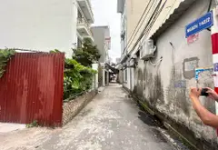 Bán nhà riêng 3 tầng mặt ngõ ô tô Yên Thường, diện tích 108.8 m2, giá 9.85 tỷ đồng... Bán nhà riêng tại Phù Đổng, Hà Nội 02