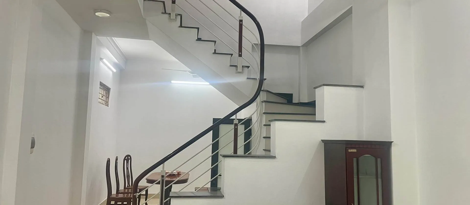 Bán nhà riêng 3 tầng 43.8m² tại phường Việt Hưng, Hà Nội, giá 7 tỷ... Bán nhà riêng tại Việt Hưng, Hà Nội 01