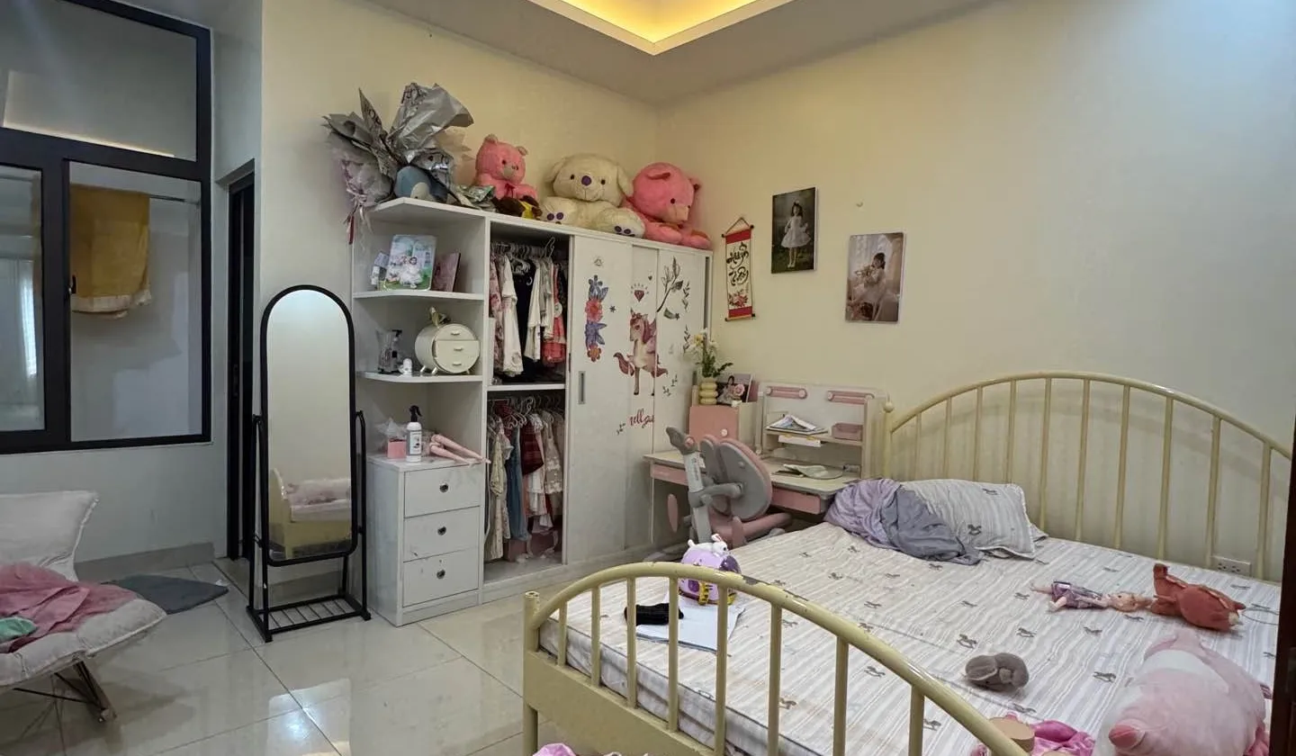 Cơ hội sở hữu nhà liền kề 6 tầng phân lô vỉa hè rộng tại Hoàng Công với giá sốc chỉ 15.2 tỷ... Bán biệt thự, liền kề tại Kiến Hưng, Hà Nội 01