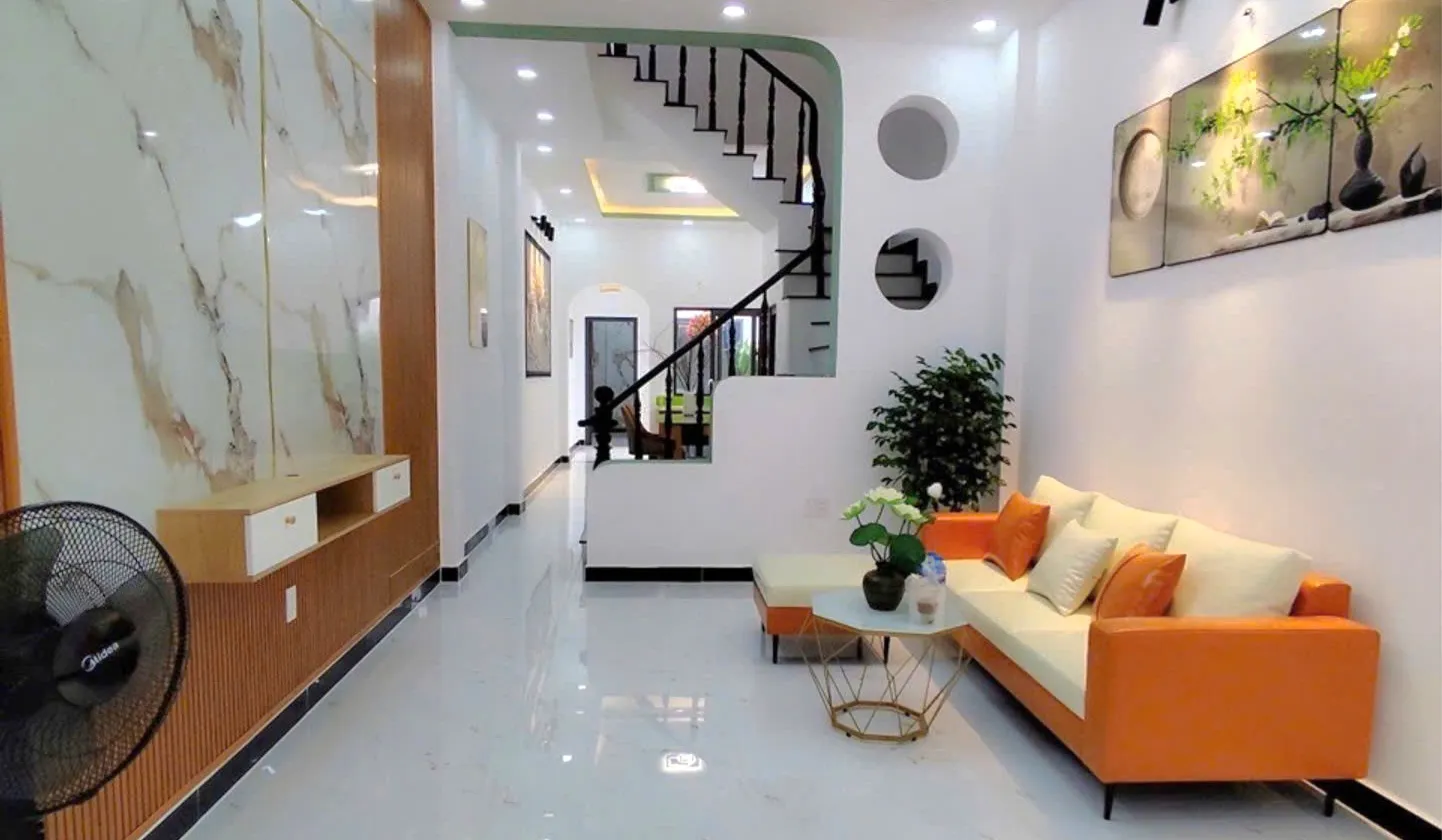 Nhà đẹp 3 tầng, hẻm xe hơi thông, chỉ hơn 7ty tại Bình Tân... Bán nhà riêng tại Bình Trị Đông, Hồ Chí Minh 01