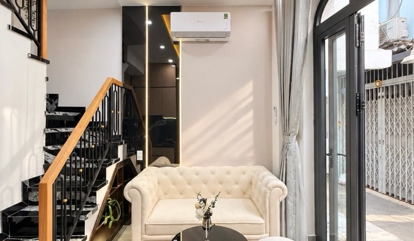 Nhà Phú Nhuận siêu hot - full nội thất, sân thượng thoáng đãng... Bán nhà riêng tại Cầu Kiệu, Hồ Chí Minh 01