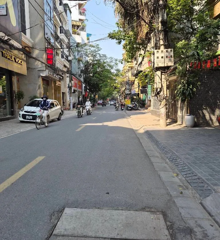 Bán nhà mặt phố Nguyễn Ngọc Nại, diện tích 83m2, 2 tầng, giá 41 tỷ... Bán nhà mặt phố tại Phương Liệt, Hà Nội 01