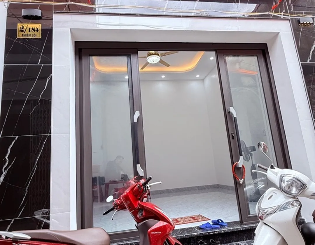 Nhà riêng 3 tầng sang trọng, ô tô đỗ cửa, gần mặt phố Thiên Lôi... Bán nhà riêng tại Lê Chân, Hải Phòng 01