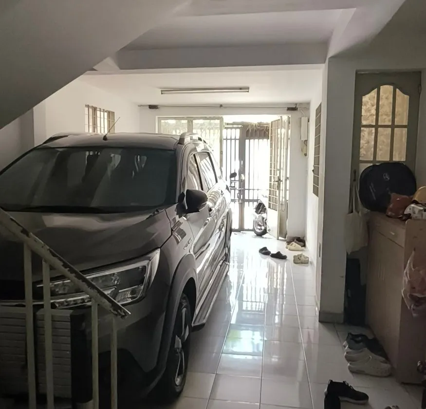 🔥 CHỦ BÁN GẤP GIẢM NGAY 400 TRIỆU – NHÀ 4 TẦNG HẺM NHỰA XE TẢI TRÁNH NƠ TRANG LONG 🔥... Bán nhà riêng tại Bình Lợi Trung, Hồ Chí Minh 01